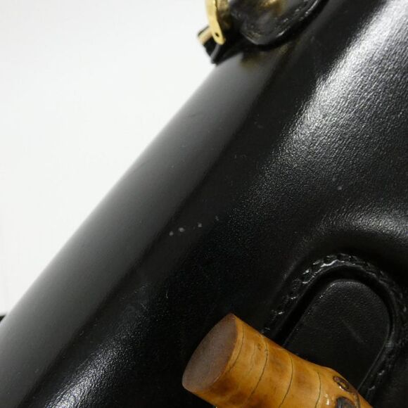 Gucci Leather Shoulder Bag - Picture 6 of 10